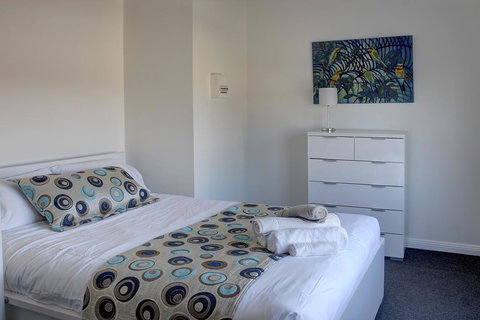 Aart Apartments - Hobart Tourism 24