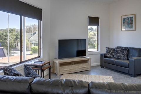 Aart Apartments - Hobart Tourism 26