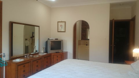 Gaerwood B&B - Hobart Tourism 5