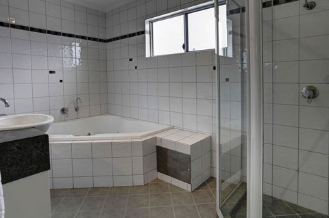 Tasman Beachside Apartment - Tourism TAS 10