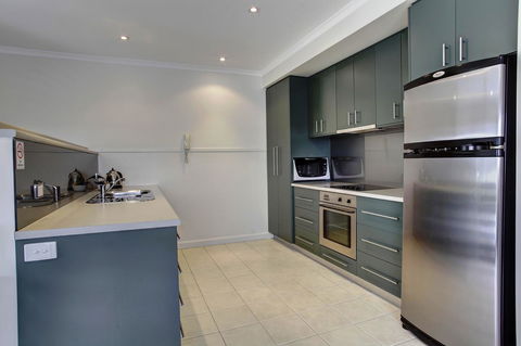 Tasman Beachside Apartment - Tourism TAS 3