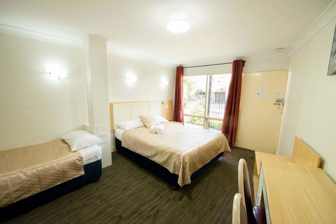 Jacksons Motor Inn - Tourism TAS 26