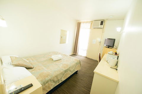 Jacksons Motor Inn - Tourism TAS 34