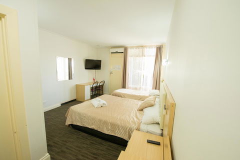 Jacksons Motor Inn - Tourism TAS 17