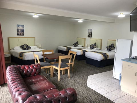 Jacksons Motor Inn - Tourism TAS 41