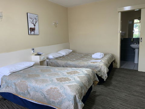 Jacksons Motor Inn - Tourism TAS 39