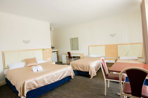 Jacksons Motor Inn - Tourism TAS 12
