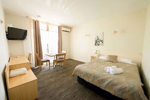 Jacksons Motor Inn - Tourism TAS 11