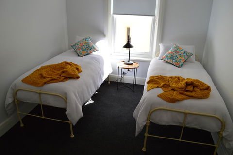 Two Cow Cottage Bed & Breakfast - Tourism TAS 22