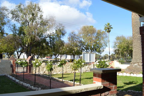 Two Cow Cottage Bed & Breakfast - Tourism TAS 31