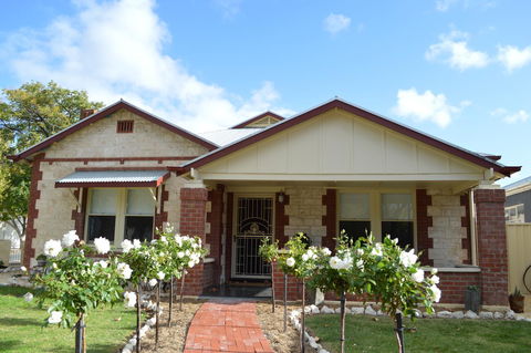Two Cow Cottage Bed & Breakfast - Tourism TAS 1