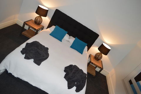 Two Cow Cottage Bed & Breakfast - Tourism TAS 17