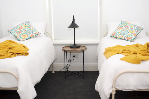 Two Cow Cottage Bed & Breakfast - Tourism TAS 29