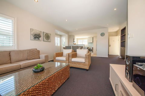 Pacific Blue 278-265 Sandy Pt Rd- Dual Key Access, Wifi, Linen And Air Conditioning - Tourism TAS 5