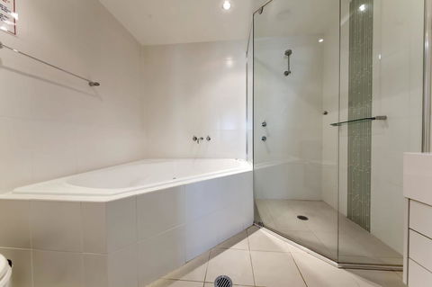 Pacific Blue 278-265 Sandy Pt Rd- Dual Key Access, Wifi, Linen And Air Conditioning - Tourism TAS 11