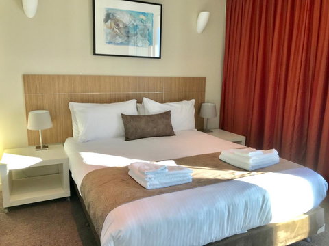 Adelaide DressCircle Apartments - North Terrace - Tourism TAS 5