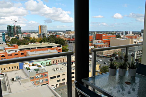 Adelaide DressCircle Apartments - North Terrace - Tourism TAS 36