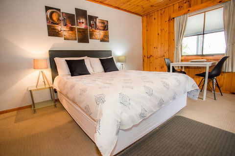Seppelts View Cabins - Hobart Tourism 13