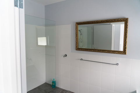 Gawler Townhouse 3 Bedroom - Hobart Tourism 32