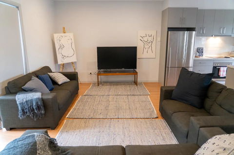 Gawler Townhouse 3 Bedroom - Hobart Tourism 0