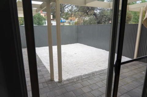 Gawler Townhouse 3 Bedroom - Hobart Tourism 9