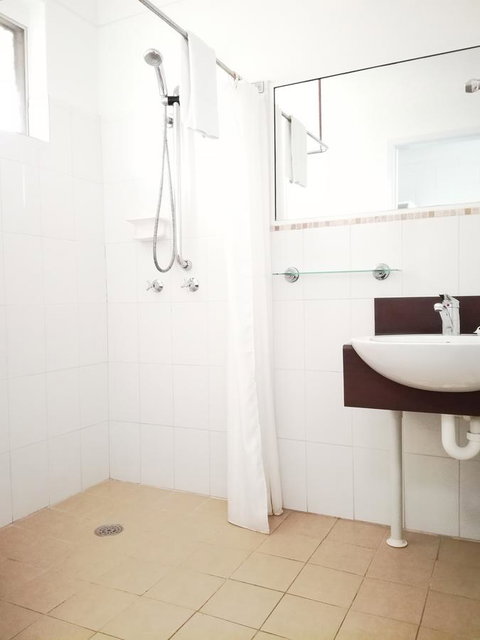 Arcadia Motel - Tourism TAS 17