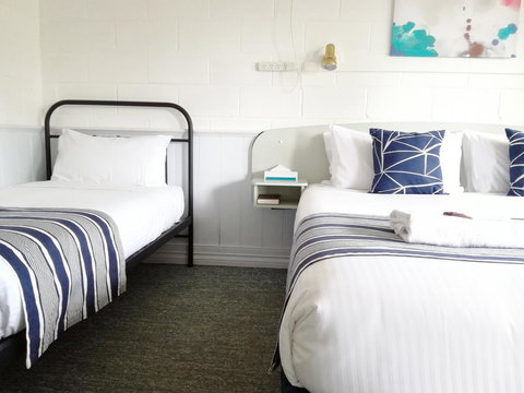 Arcadia Motel - Tourism TAS 22