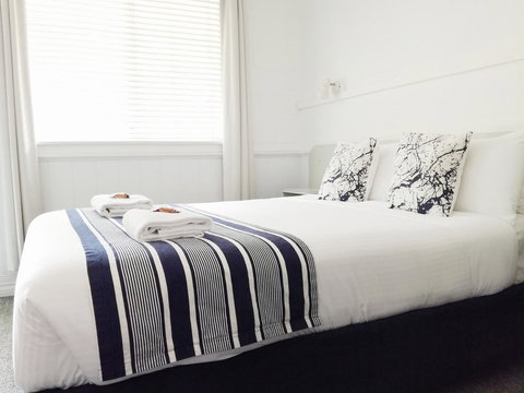 Arcadia Motel - Tourism TAS 19