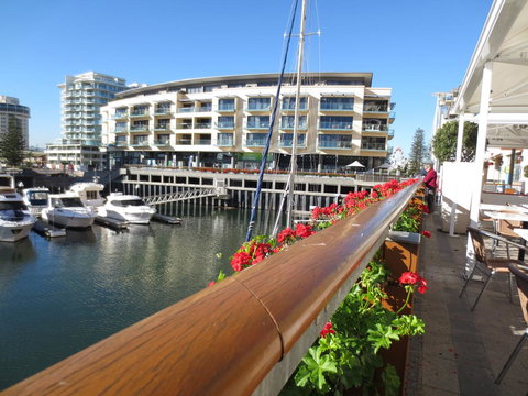 Lights Landing Apartments - Hobart Tourism 16