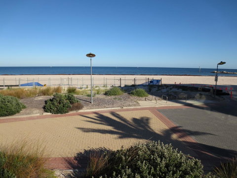 Lights Landing Apartments - Hobart Tourism 17