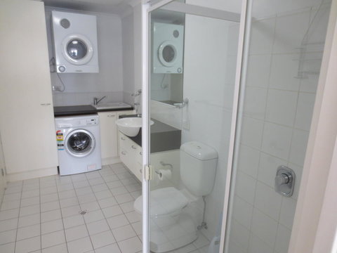 Lights Landing Apartments - Hobart Tourism 36