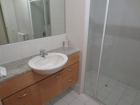 Lights Landing Apartments - Hobart Tourism 26