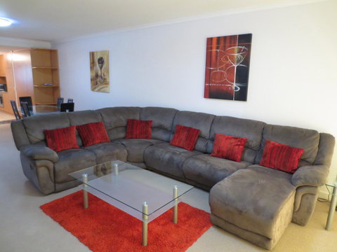 Lights Landing Apartments - Hobart Tourism 23