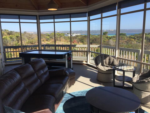 White Sands Holiday Retreat - Hobart Tourism 18