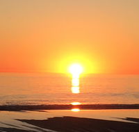 Adelaide - Semaphore Beach Front - Hobart Tourism