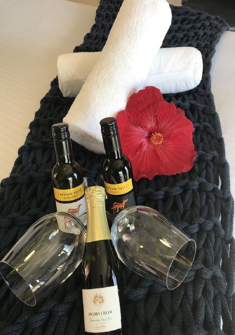 OCEAN BREEZE MOTEL - Tourism TAS 20
