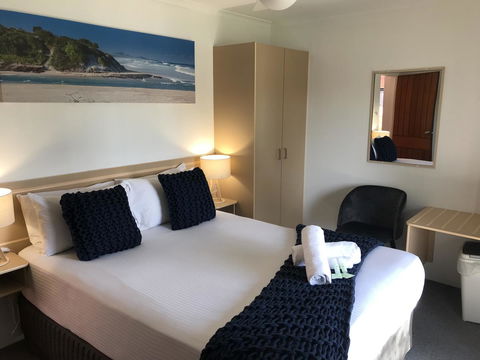 OCEAN BREEZE MOTEL - Tourism TAS 22