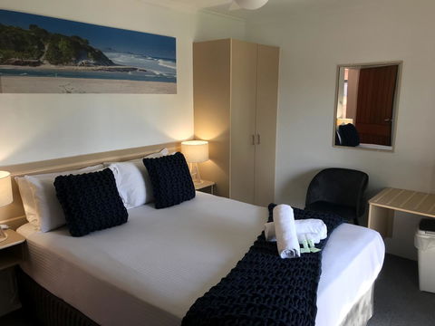 OCEAN BREEZE MOTEL - Tourism TAS 6