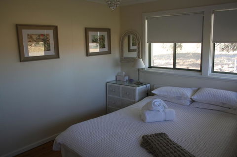 Rabbiters Hut - Tourism TAS 4