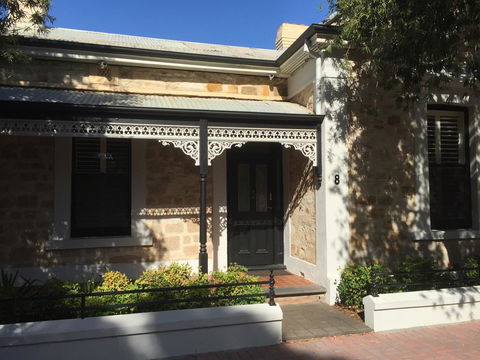 8 Osborne - Hobart Tourism 0