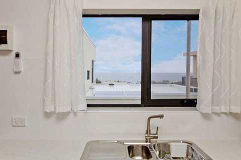 Atlantic West Beach Apartments - Tourism TAS 12