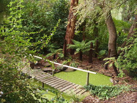 Hilltop - Hobart Tourism 10
