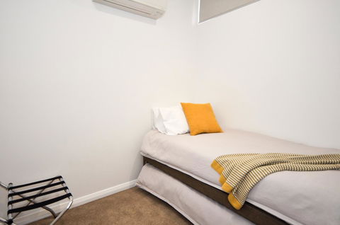 Loxton Courthouse Apartments - Hobart Tourism 0