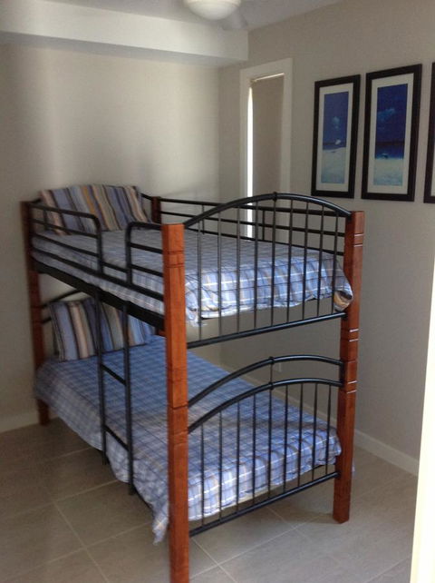 Elandra Holiday Home - Hobart Tourism 12