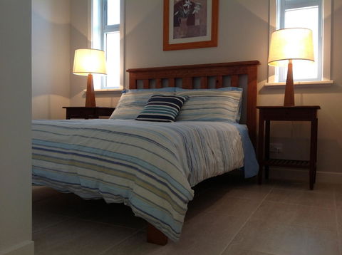 Elandra Holiday Home - Hobart Tourism 11