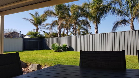 Aldinga Beach Overnighter Or Getaway Home - Tourism TAS 5