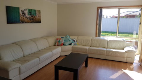 Aldinga Beach Overnighter Or Getaway Home - Tourism TAS 6