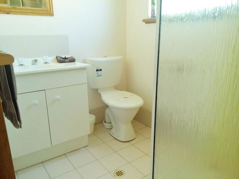Wenton Farm Holiday Cottages - Hobart Tourism 3