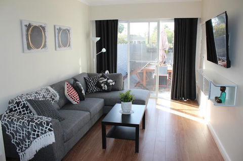 Christophers Villa - Hobart Tourism 41