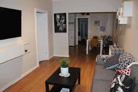 Christophers Villa - Hobart Tourism 35